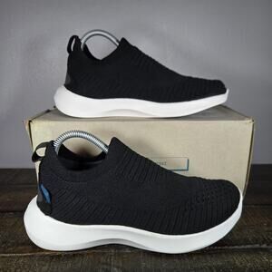 Vessi Everyday Move Slip On Womens Size 5 Waterproof Shoes Sneakers Black White